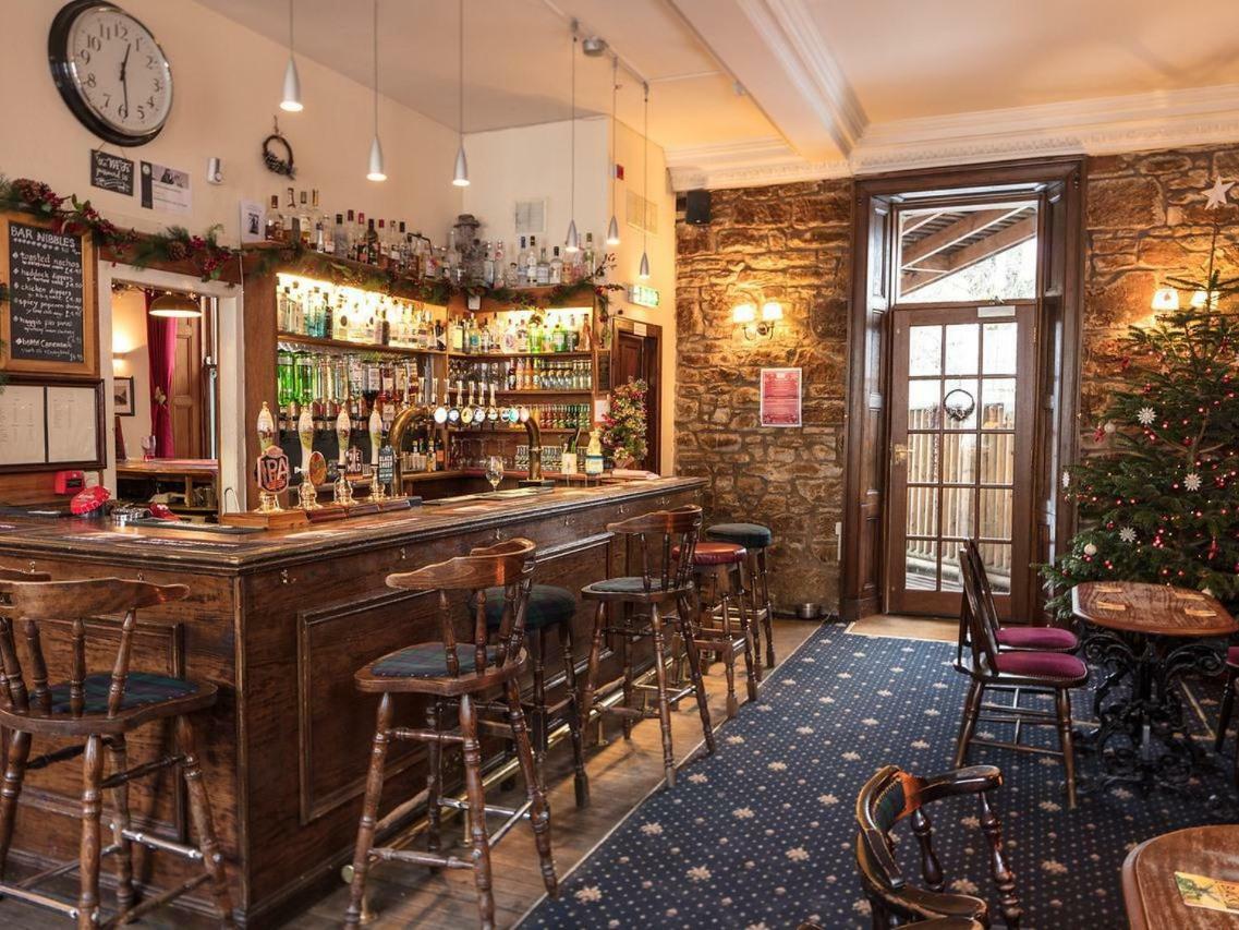 The Gordon Arms Hotel West Linton Eksteriør bilde